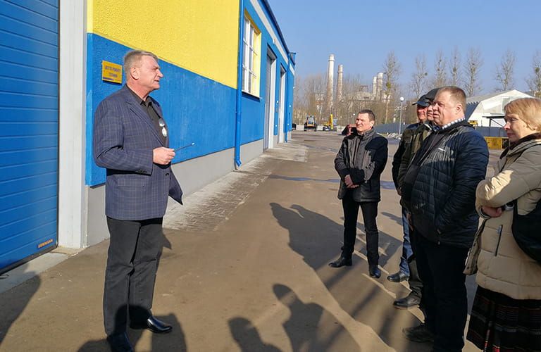 Участники встречи ТСЦ Амкодор-Гродно и лесозаготовители из Республики Литва width=