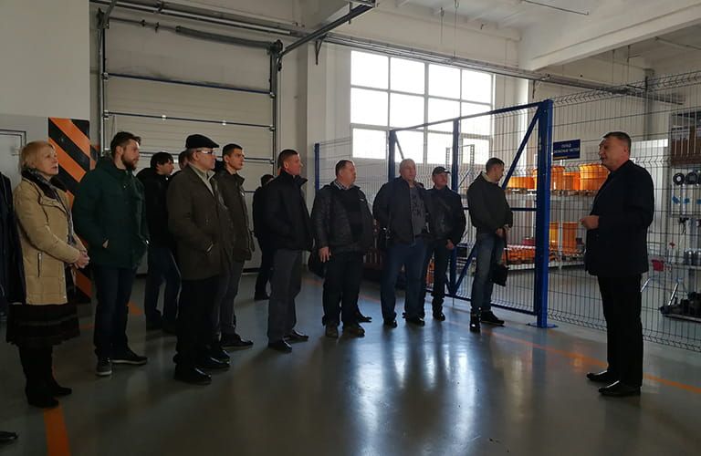 Участники встречи ТСЦ Амкодор-Гродно и лесозаготовители из Республики Литва width=