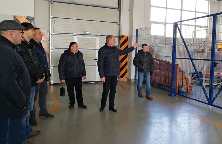 Участники встречи ТСЦ Амкодор-Гродно и представители фермерских хозяйств из Республики Литва