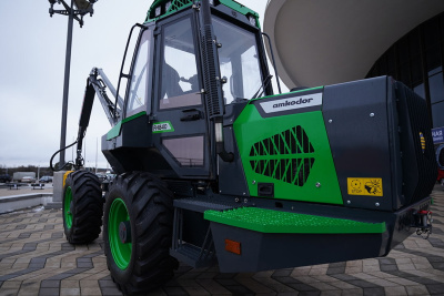 Форвардер AMKODOR FF560 Форвардер AMKODOR FF560