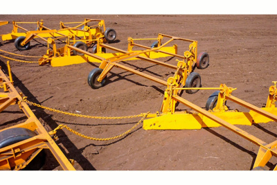 Валкователь фрезерного торфа АМКОДОР АТВл-18 Валкователь фрезерного торфа АМКОДОР АТВл-18