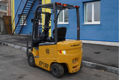 Электропогрузчик вилочный АМКОДОР EF180-S30L Электропогрузчик вилочный АМКОДОР EF180-S30L