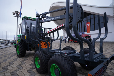 Форвардер AMKODOR FF560 Форвардер AMKODOR FF560