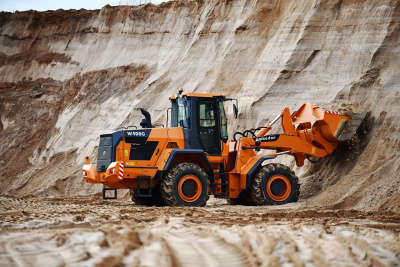 Погрузчик универсальный АМКОДОР W400C Погрузчик универсальный АМКОДОР W400C